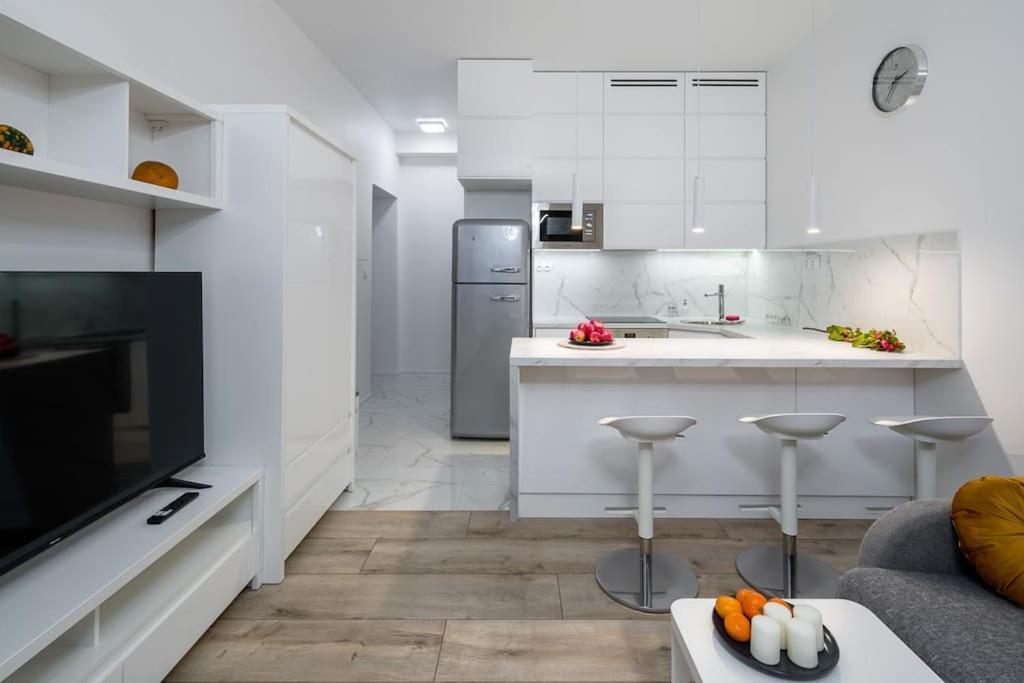 Charming Apartment In Calm And Central Area Krakow Dış mekan fotoğraf